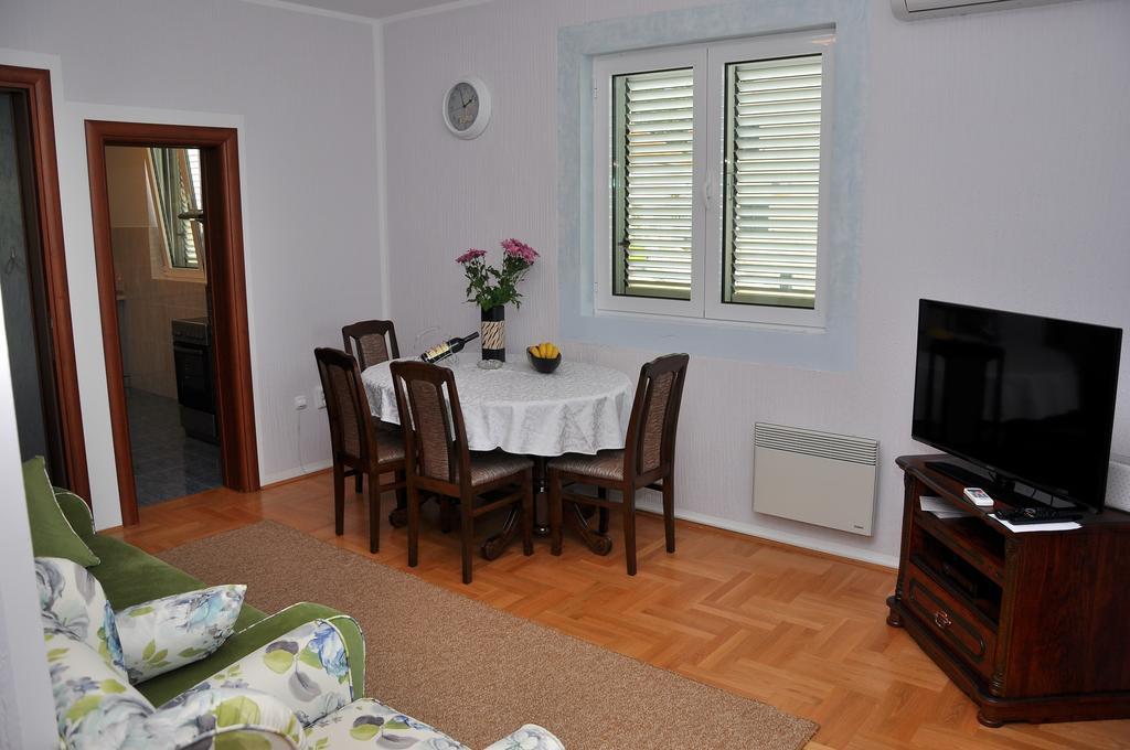 Apartment Bayer แฮร์เซ็ก-โนวี ภายนอก รูปภาพ